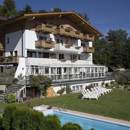 Naturhotel Edelweiss Terento Exterior foto